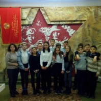 Экскурсия учащихся 6-а класса в Музей Боевой Славы при МБОУ г. Керчи РК «Школа № 11».