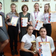 Поздравляем команду девушек школы № 15, занявшую II место в спортивном соревновании «Локобаскет»!