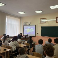 Учащиеся посмотрели онлайн-урок «Крым-моя история»